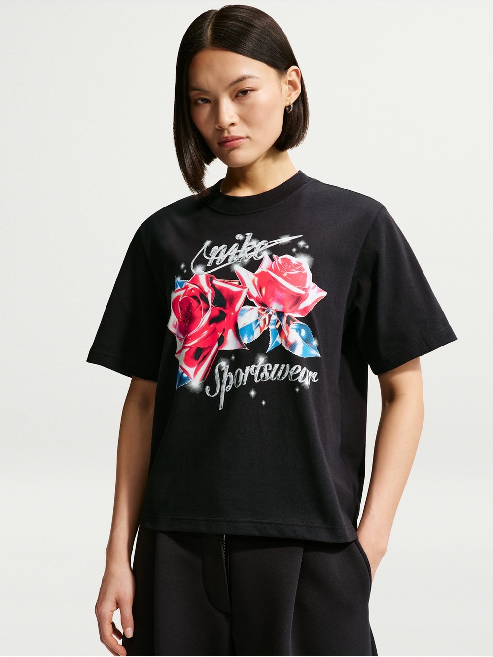 Nike Sportswear
Women's Loose T-Shirt